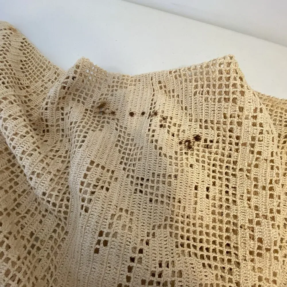 VTG 80s HandCrocheted Lace Tablecloth Beige Handmade Butterfly CottageHome 61x58